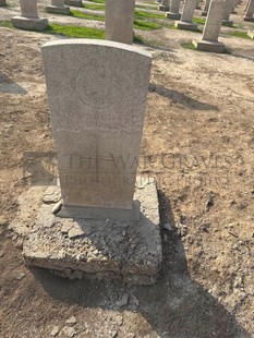 BAGHDAD (NORTH GATE) WAR CEMETERY - JOHNSTON, DAVID ERNEST